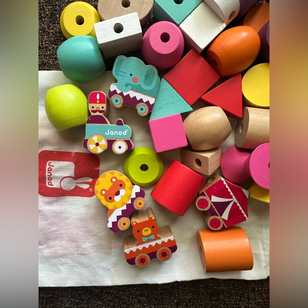Janod Wooden Toy Circus Bead Set